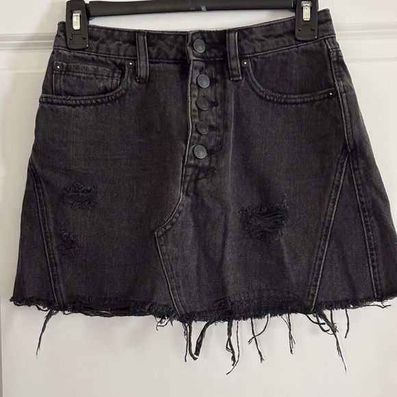 We The Free Black Distressed Denim Mini Skirt - Picture 4 of 10